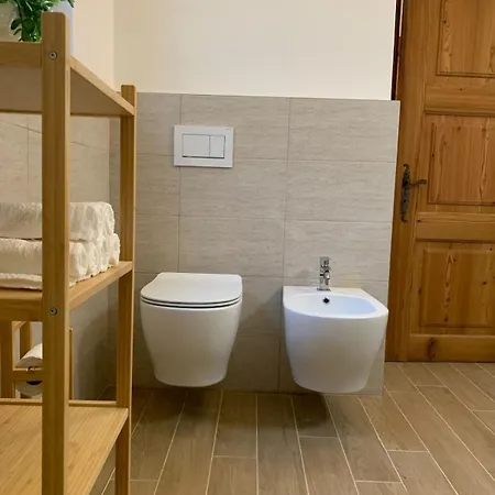 Centralissima E Comoda Agli Impianti Di Risalita - La Casa Rosa - Апартаменты